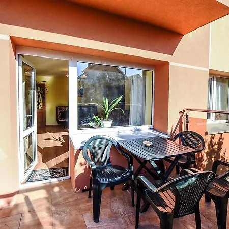 Neriesapartment No.3 With Terrace In Centrum * Połąga